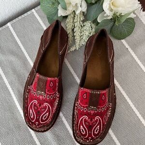 Ariat cute loafers